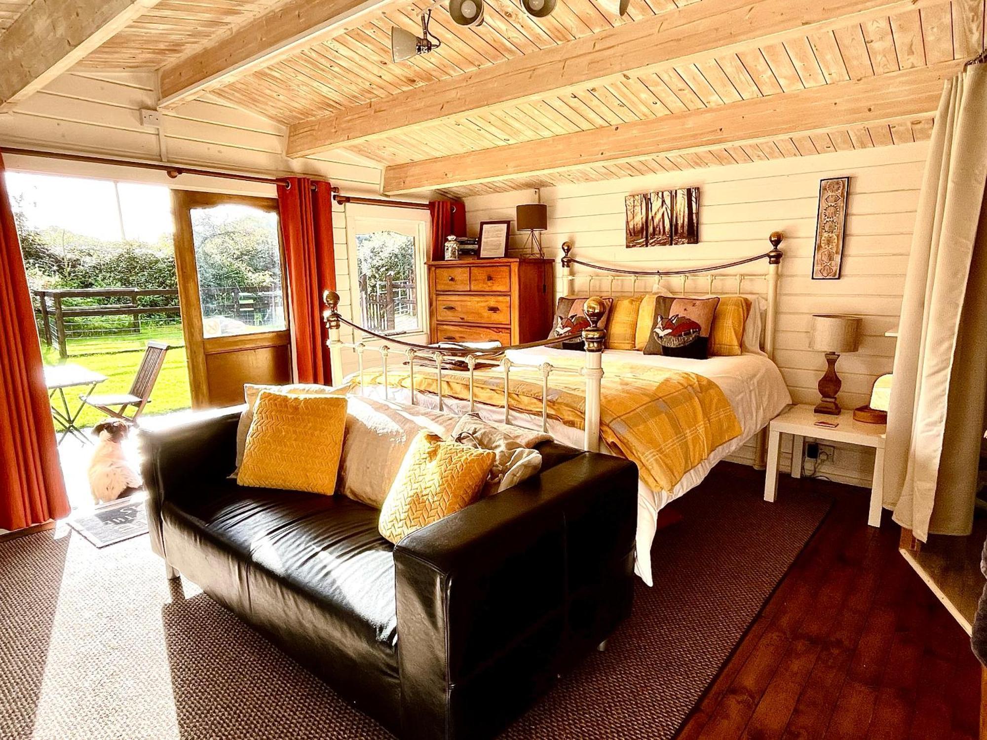 Primrose Apartment *
